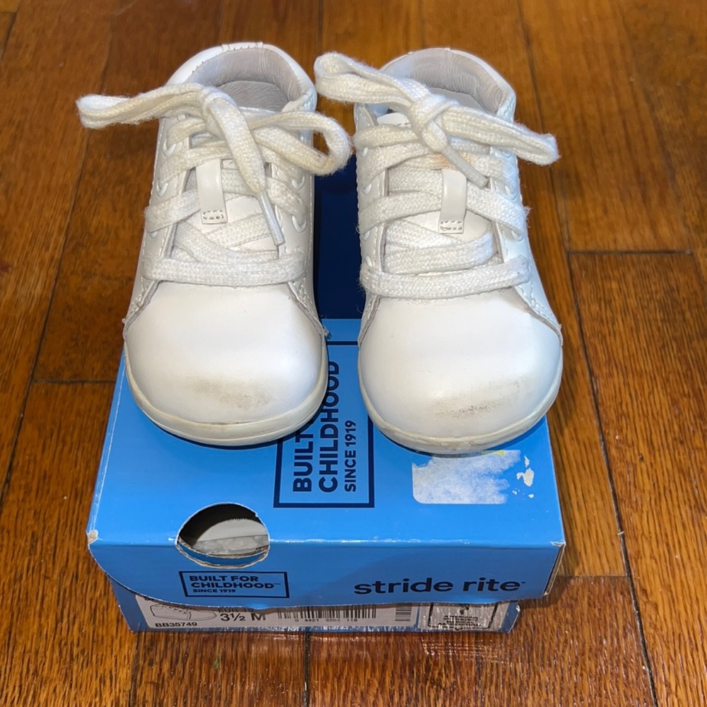 Stride Rite Elliot White Infant Walking Shoe Size 3.5 - Picture 7 of 7